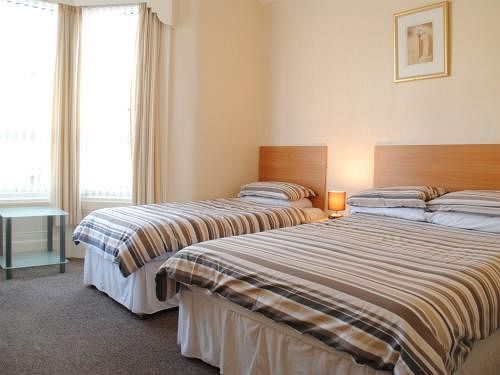 Guest house Chaplins